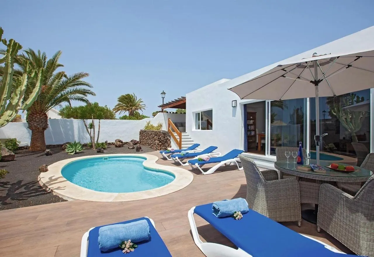Villa Esencia Puerto del Carmen  0*, Puerto del Carmen (Lanzarote)